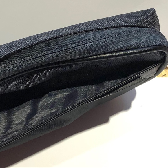 New Zero Halliburton soft case Business Class JAL - Picture 6 of 6